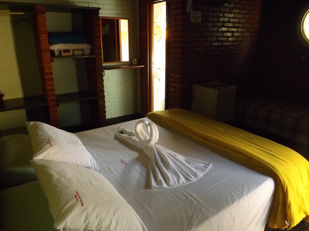 Pousada Quintal Das Pedras Penedo  Zimmer foto